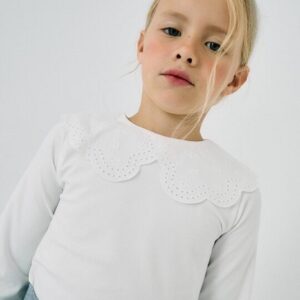 Camiseta niña con cuello blanca Zippy